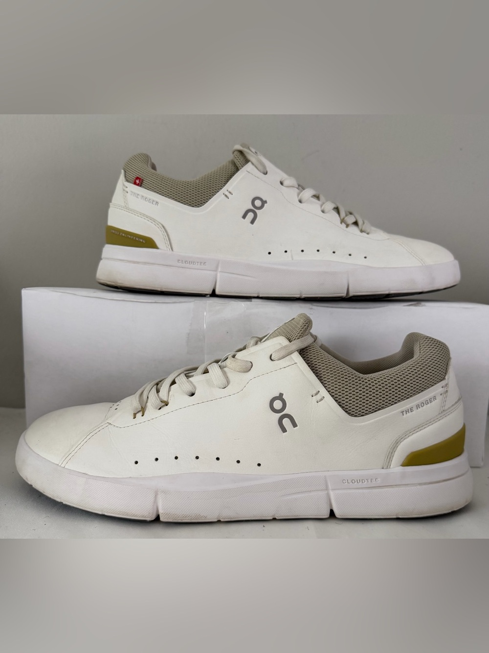 On Cloud The Roger Advantage – White/Bronze Men’s 11.5